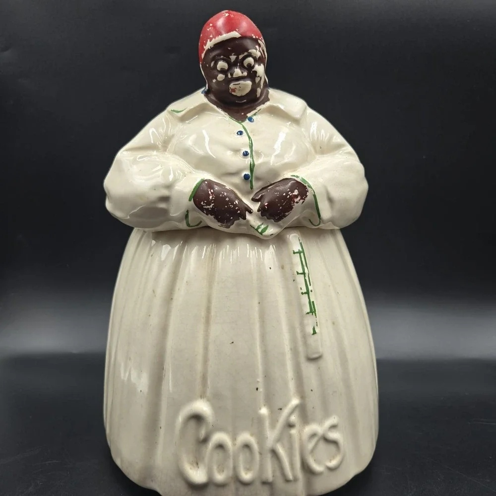 Vintage‎ McCoy 1940s Figural Woman Cookie Jar Pottery Raised Cookies